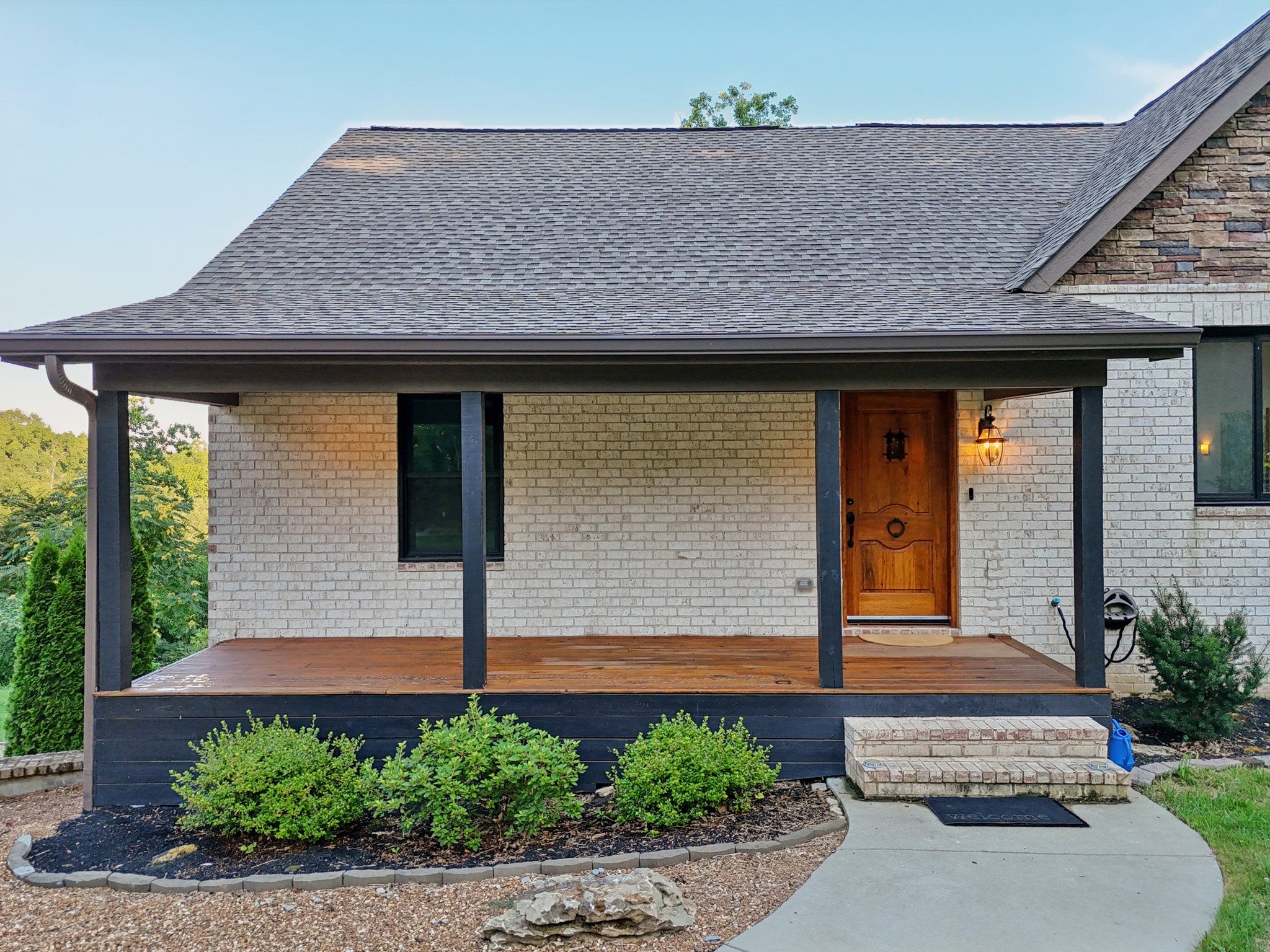 1099 W Sears Rd