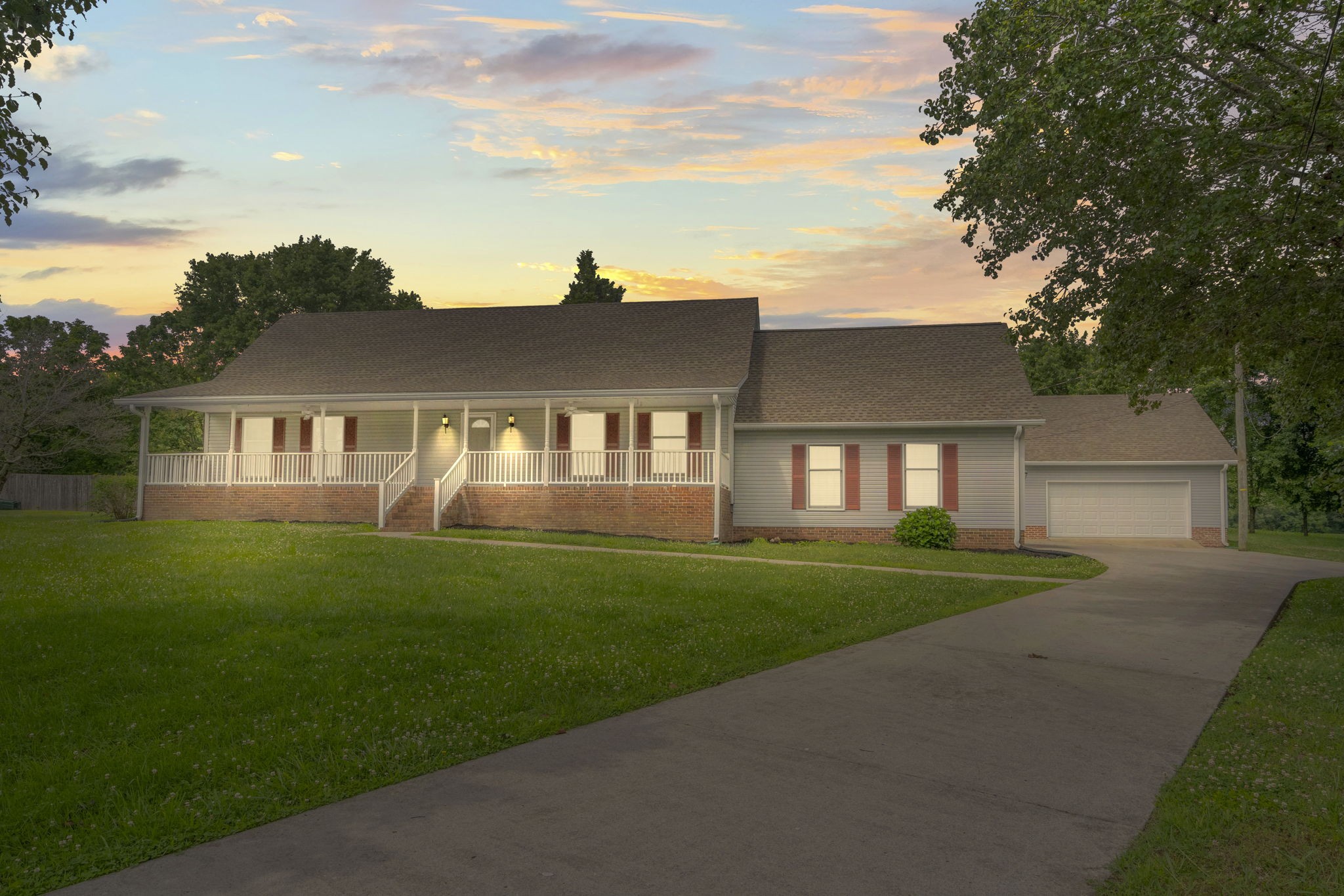 5145 Creasy Dr