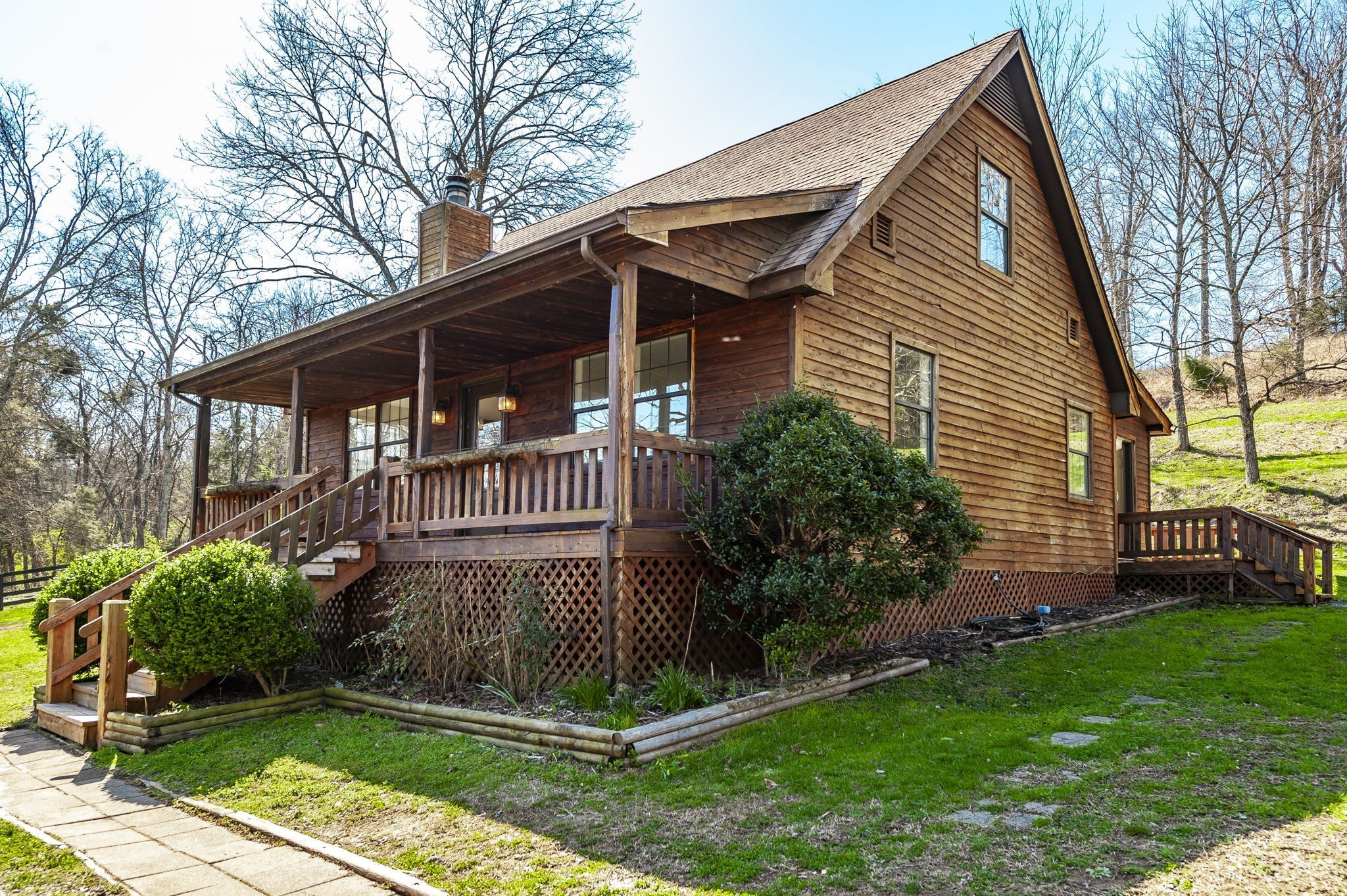 655 Cummings Ln
