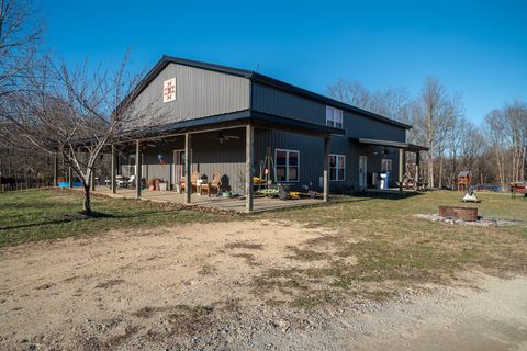 210 Eagle Ridge Rd Summertown TN 38483