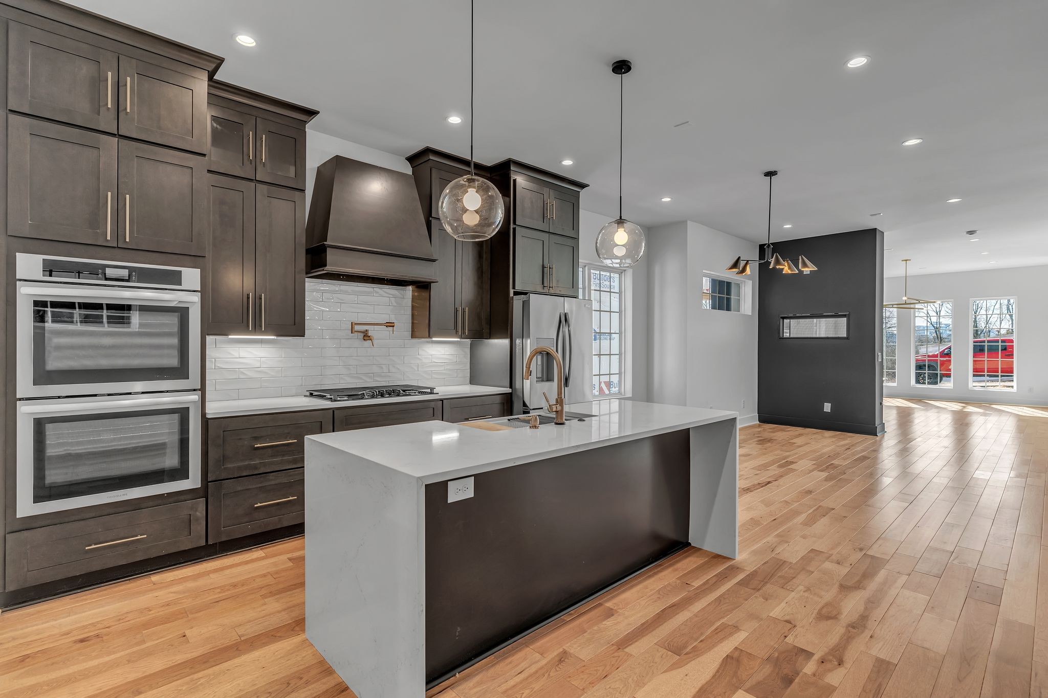 Nashville, Tennessee 37208, United States, 4 Bedrooms Bedrooms, ,4 BathroomsBathrooms,Residential,Active,21492