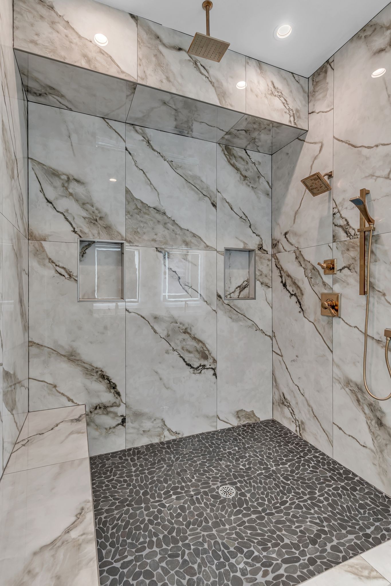 Nashville, Tennessee 37208, United States, 4 Bedrooms Bedrooms, ,4 BathroomsBathrooms,Residential,Active,21492