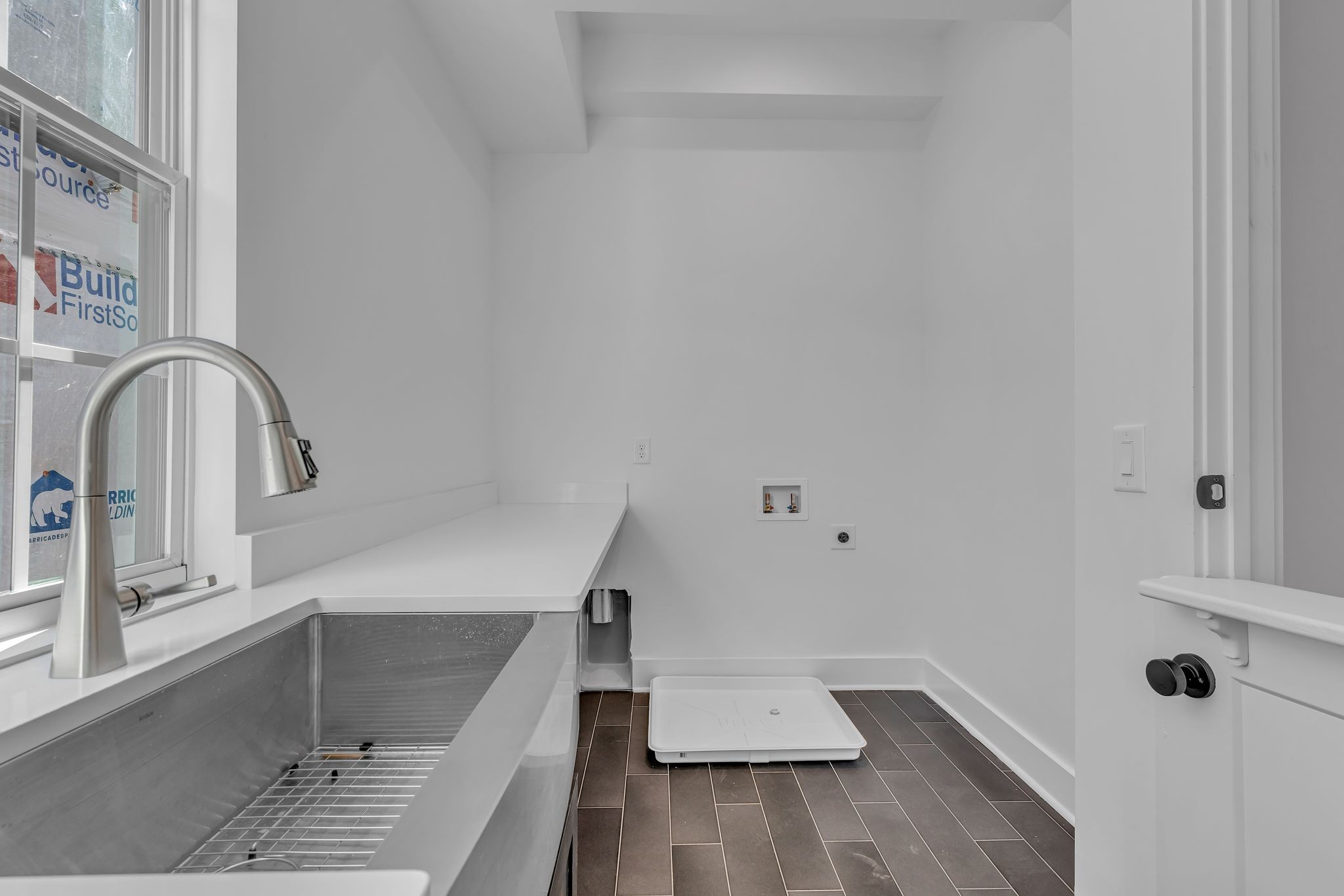 Nashville, Tennessee 37208, United States, 4 Bedrooms Bedrooms, ,4 BathroomsBathrooms,Residential,Active,21492