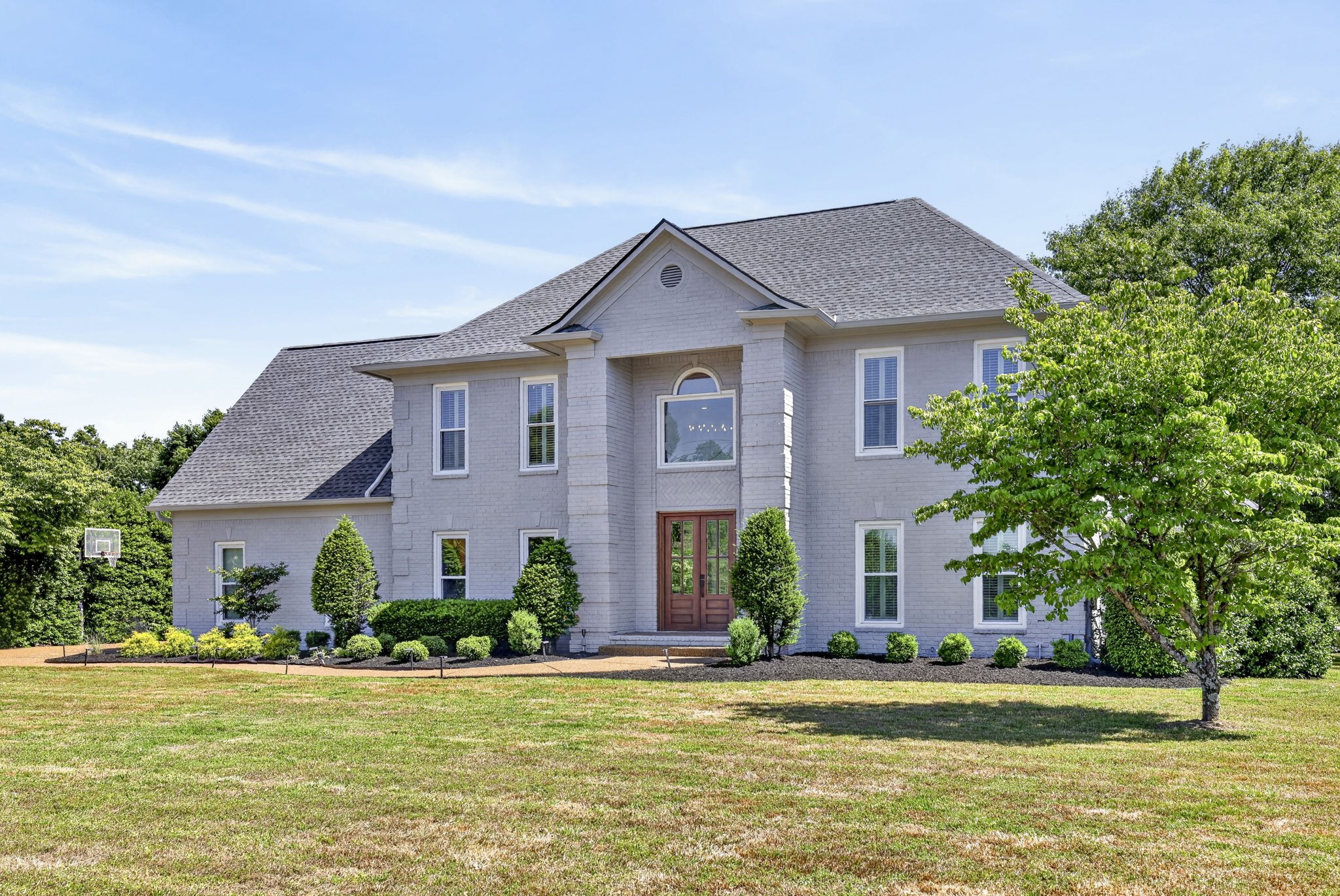 209 Barrington Ct W