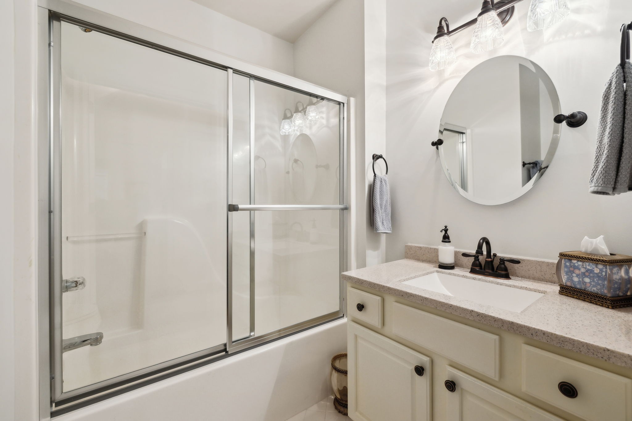 Franklin, Tennessee 37067, United States, 4 Bedrooms Bedrooms, ,2 BathroomsBathrooms,Residential,Pending,109972