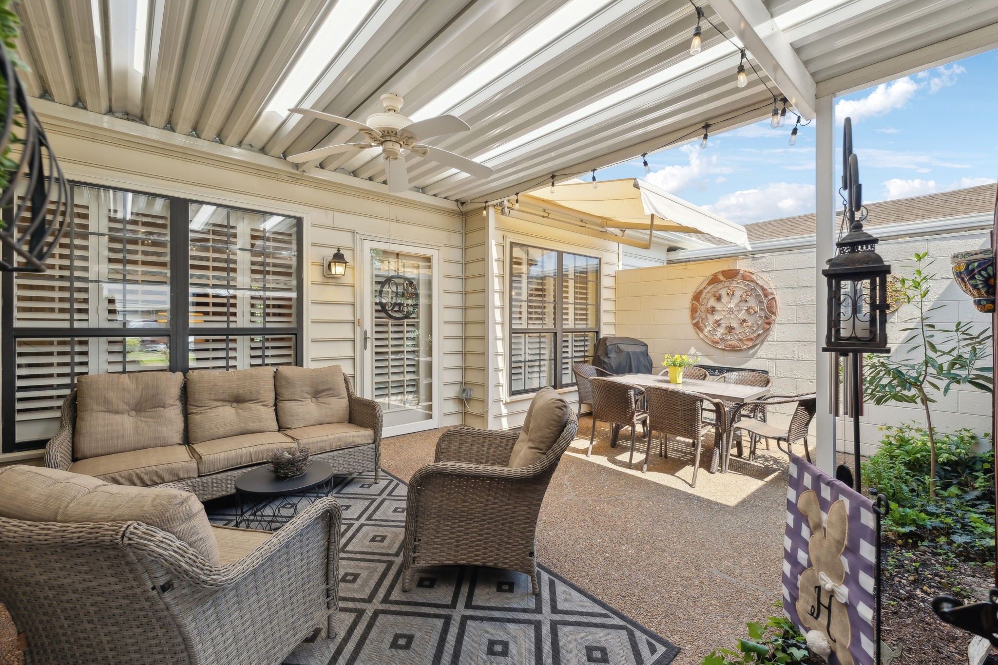 Franklin, Tennessee 37067, United States, 4 Bedrooms Bedrooms, ,2 BathroomsBathrooms,Residential,Pending,109972