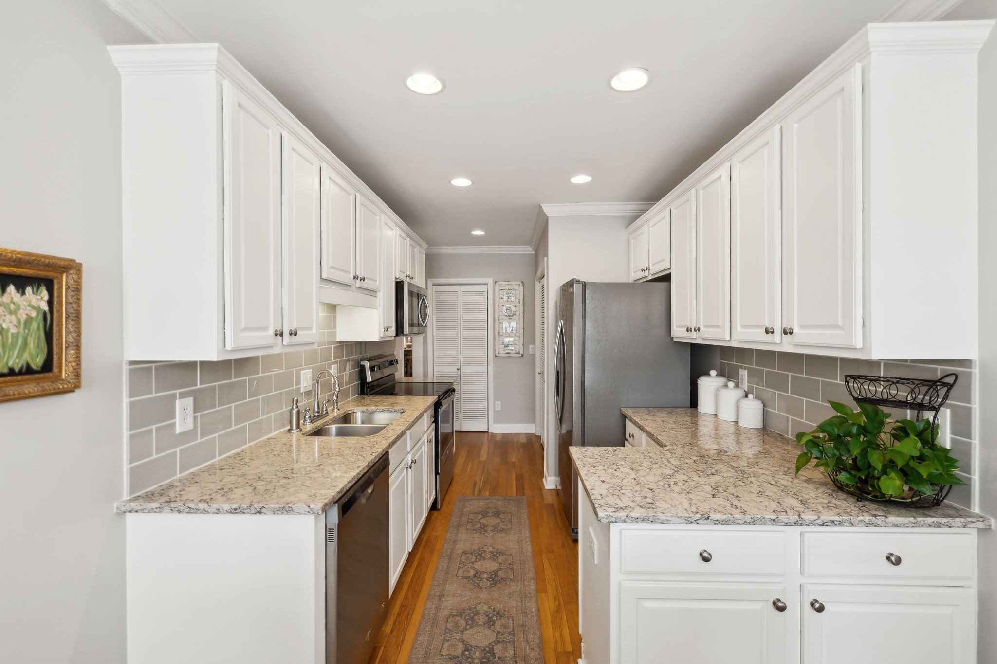 Franklin, Tennessee 37067, United States, 4 Bedrooms Bedrooms, ,2 BathroomsBathrooms,Residential,Pending,109972