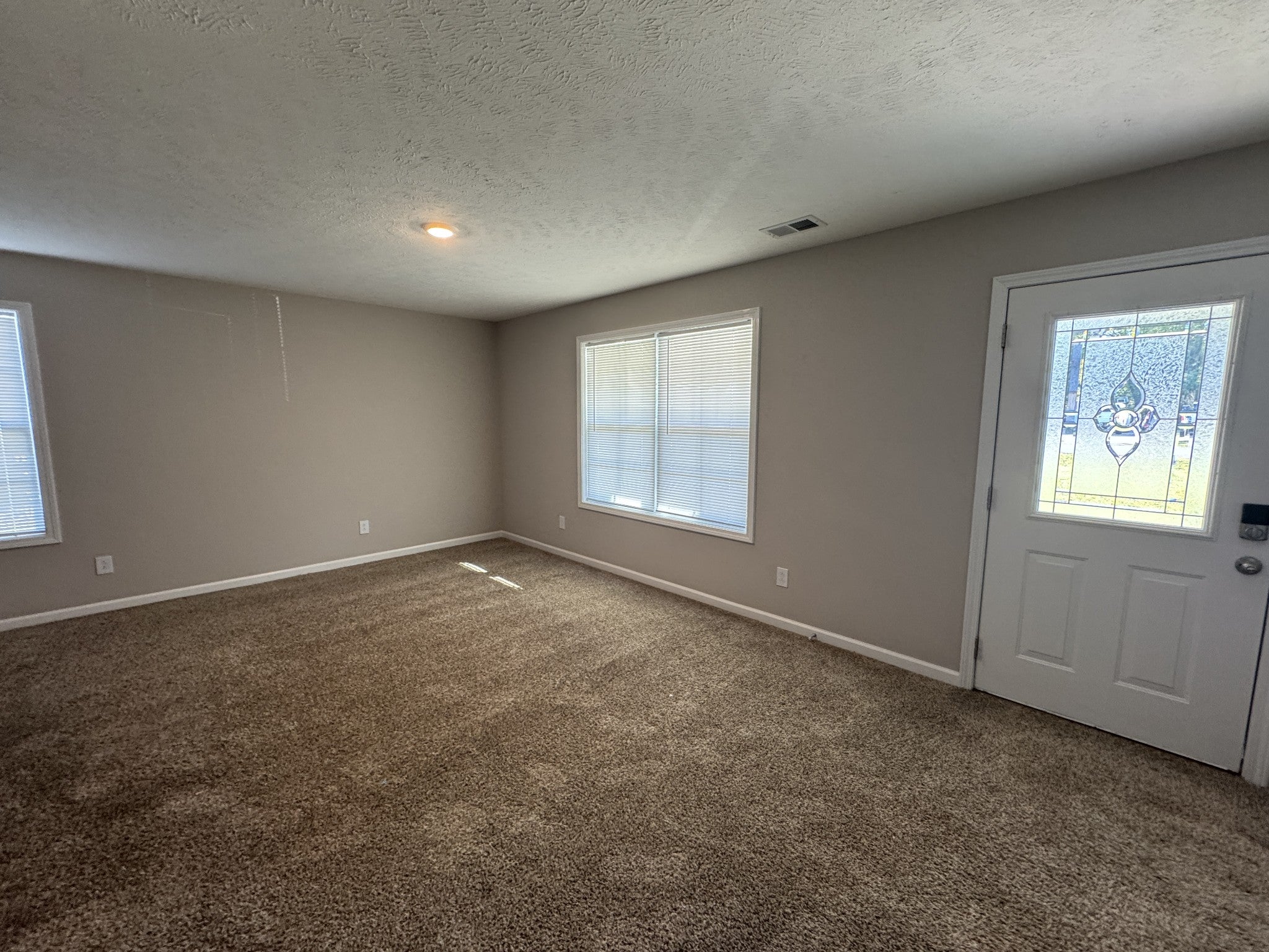 220 Tarrytown Dr