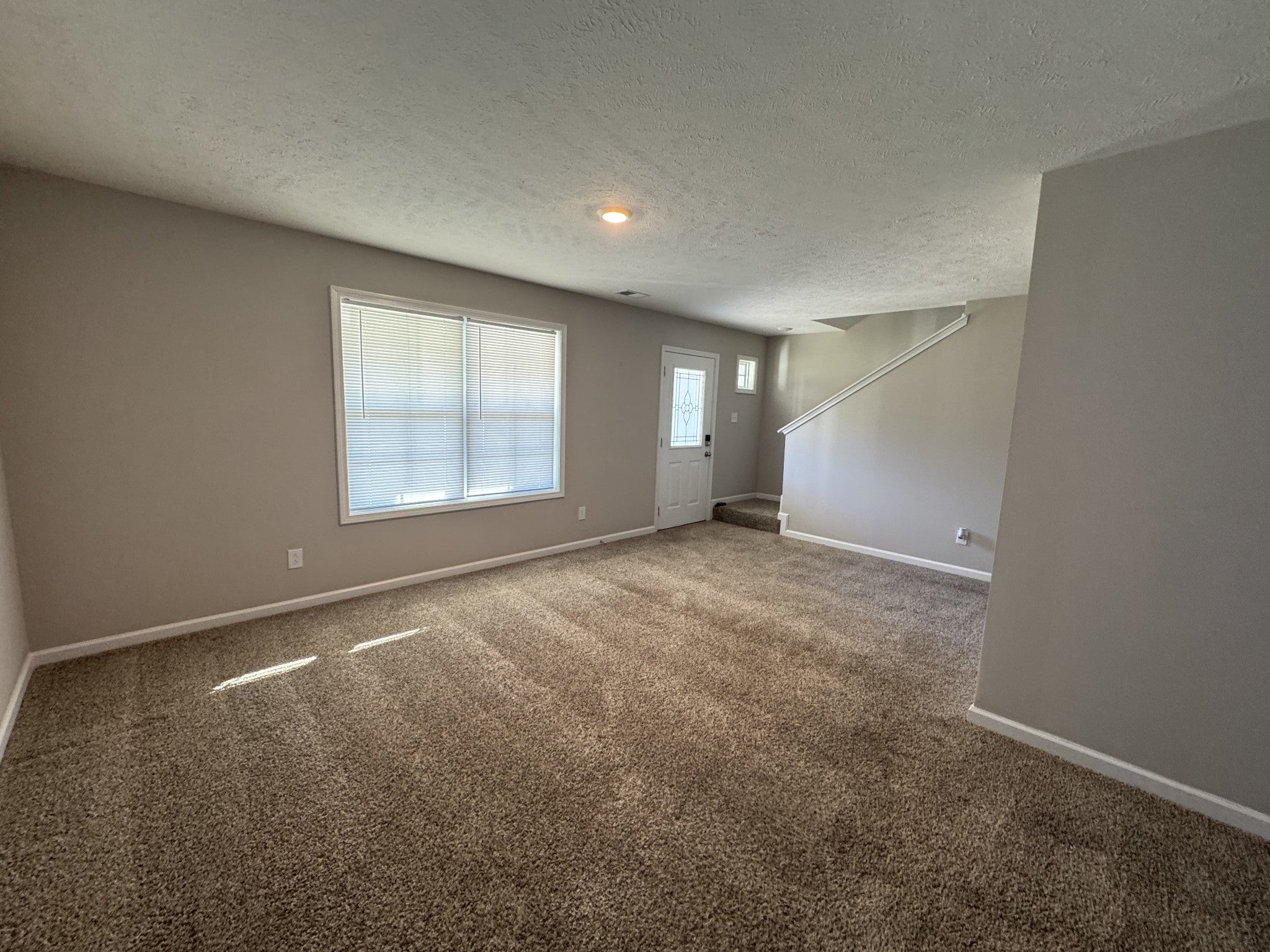 220 Tarrytown Dr