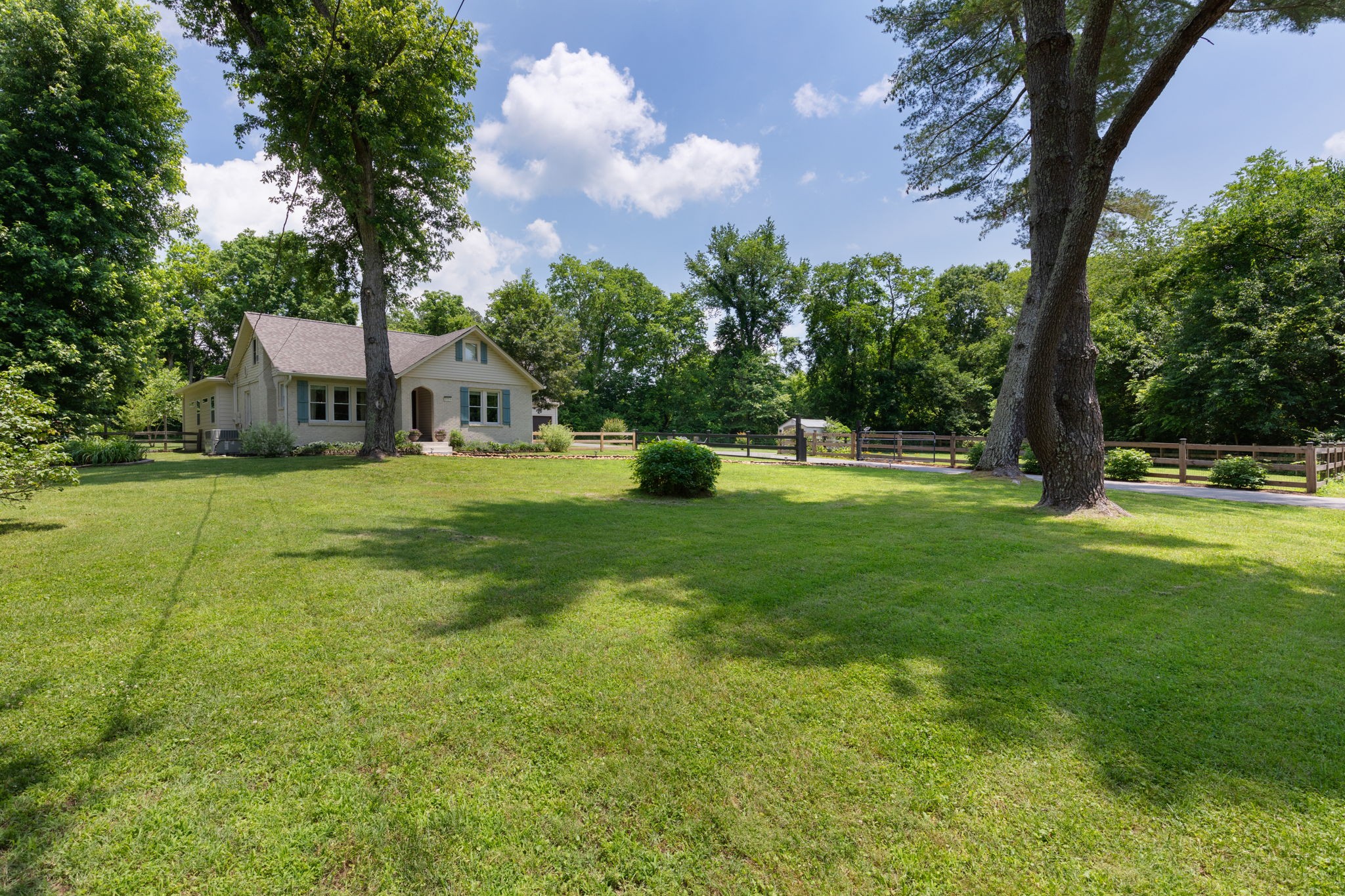 2214 Highway 25