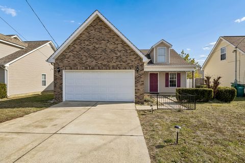 157 Howard Woody Dr La Vergne TN 37086