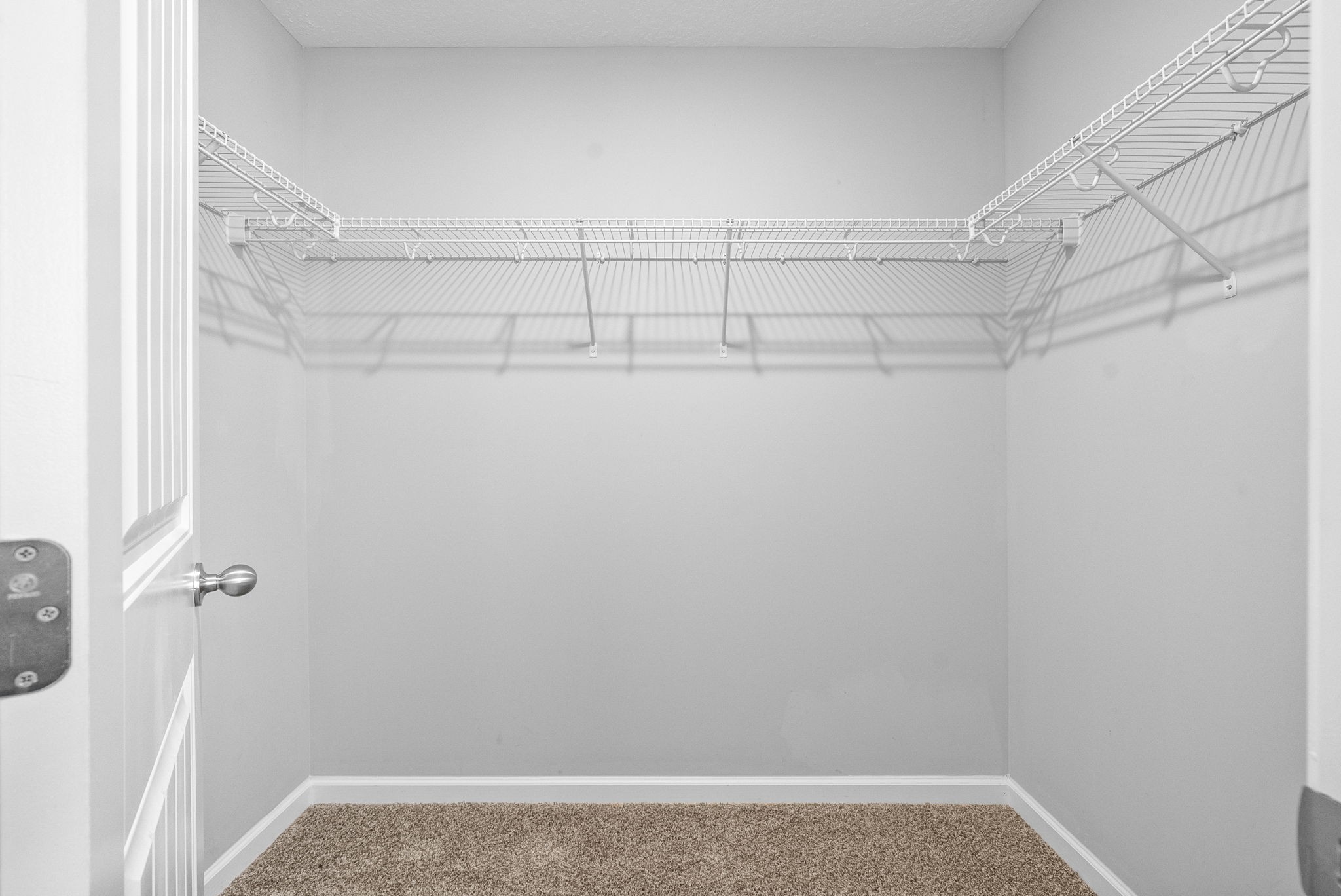 Clarksville, Tennessee 37040, United States, 2 Bedrooms Bedrooms, ,3 BathroomsBathrooms,Residential,Active,142967