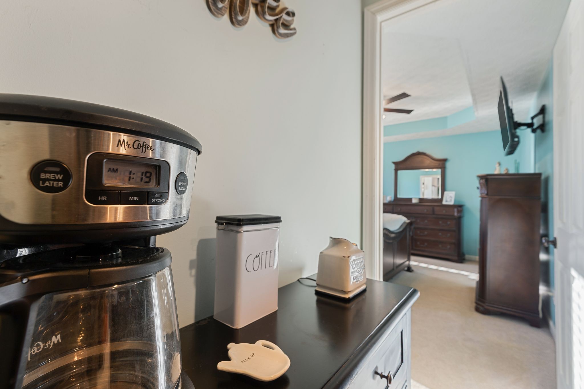 Manchester, Tennessee 37355, United States, 3 Bedrooms Bedrooms, ,2 BathroomsBathrooms,Residential,Pending,241548