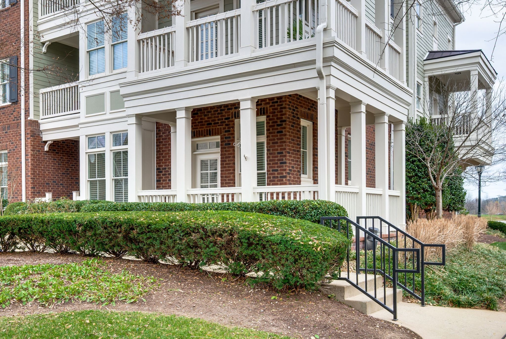 991 Westhaven Blvd 13