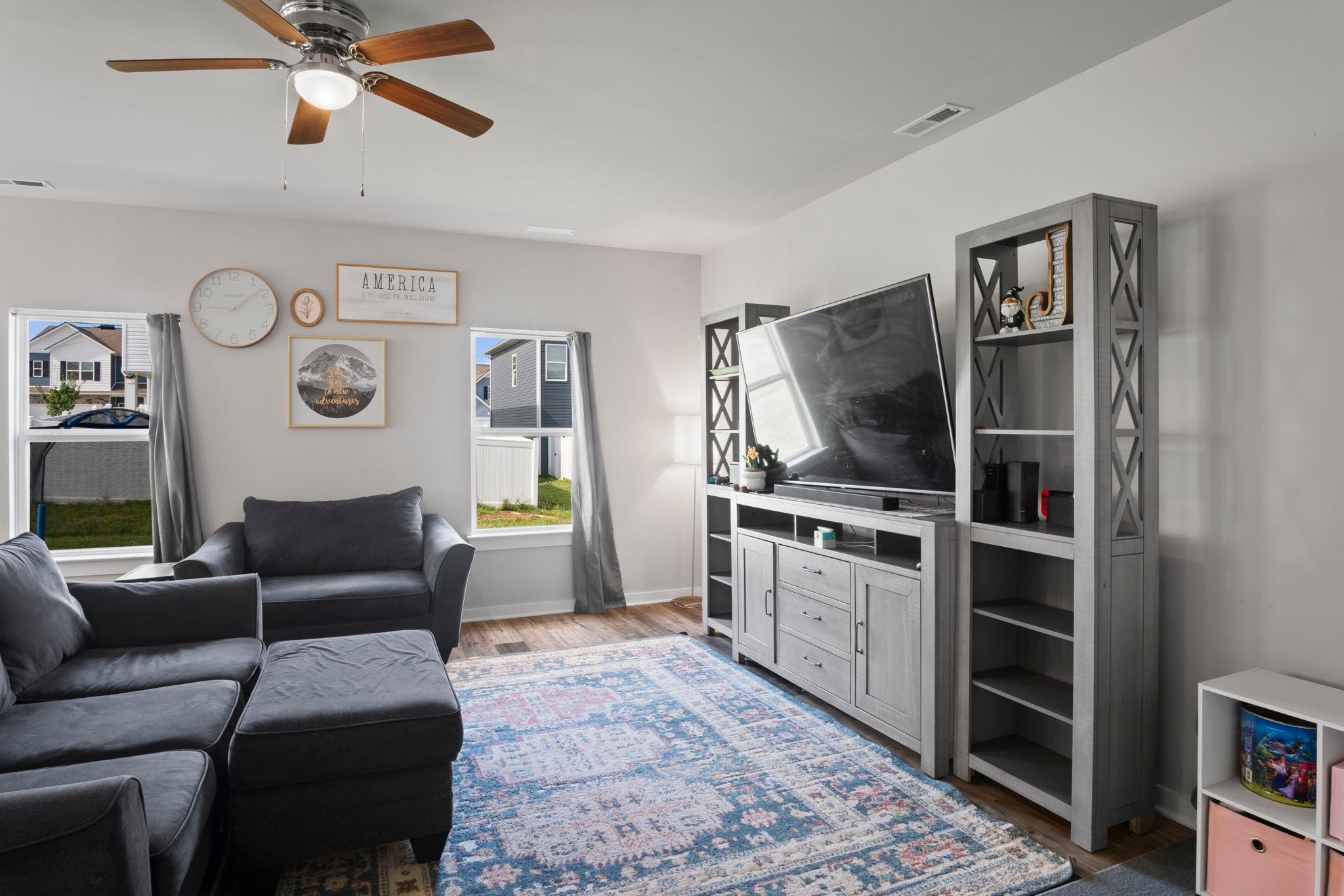 206 Triple Crown Ct