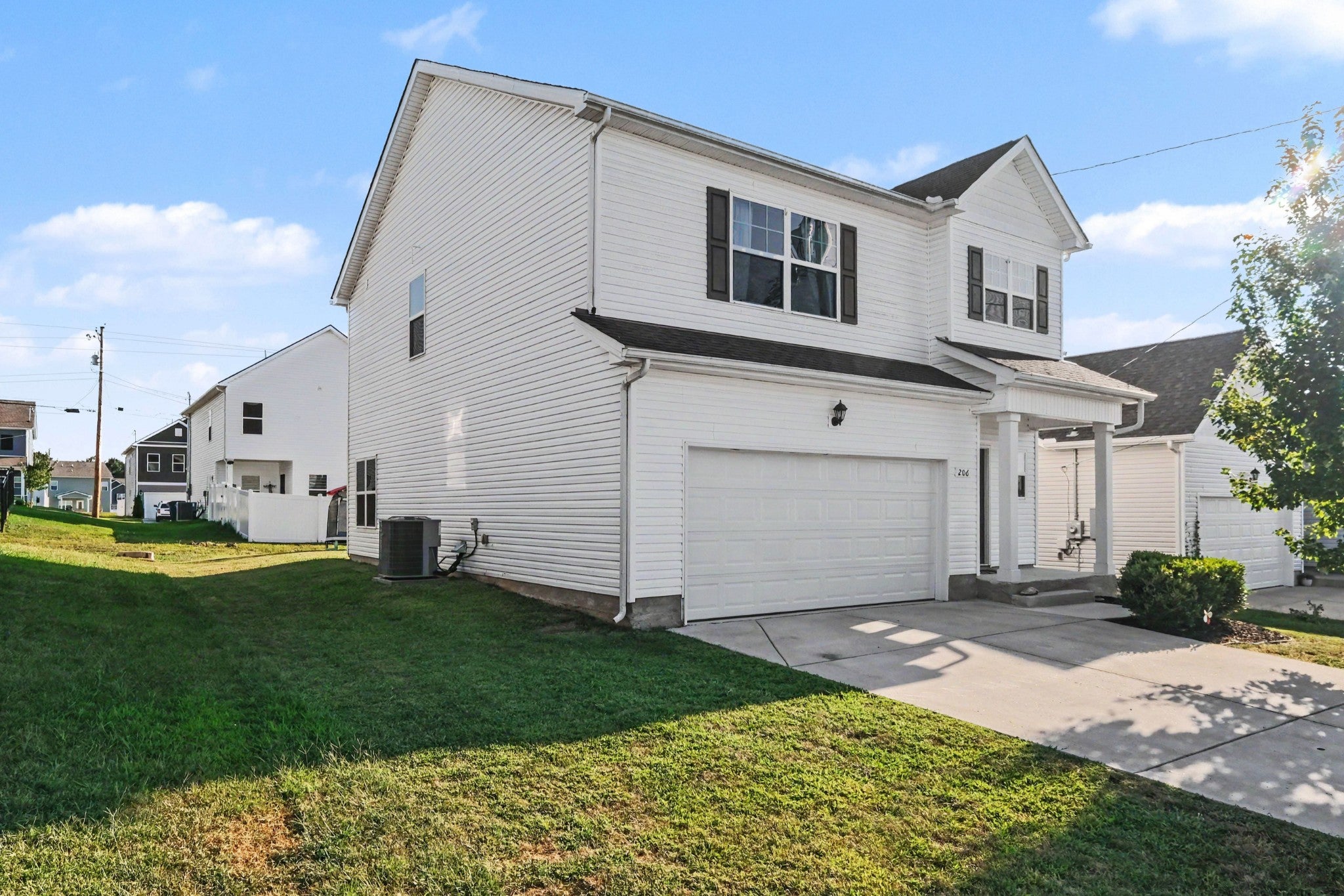 206 Triple Crown Ct