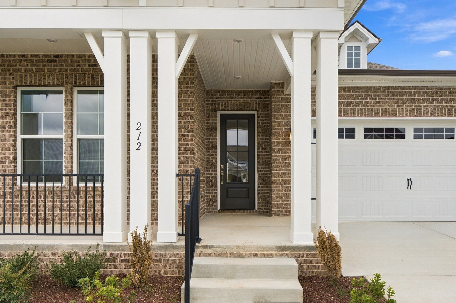 212 Aspen Arch Ct