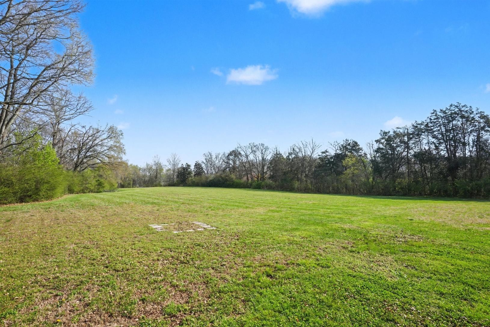 169 W Kingston Springs Rd