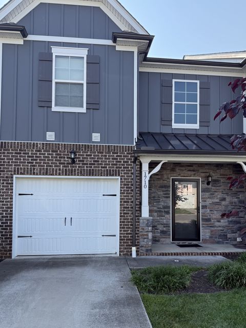 1710 Lone Jack Ln Murfreesboro TN 37129