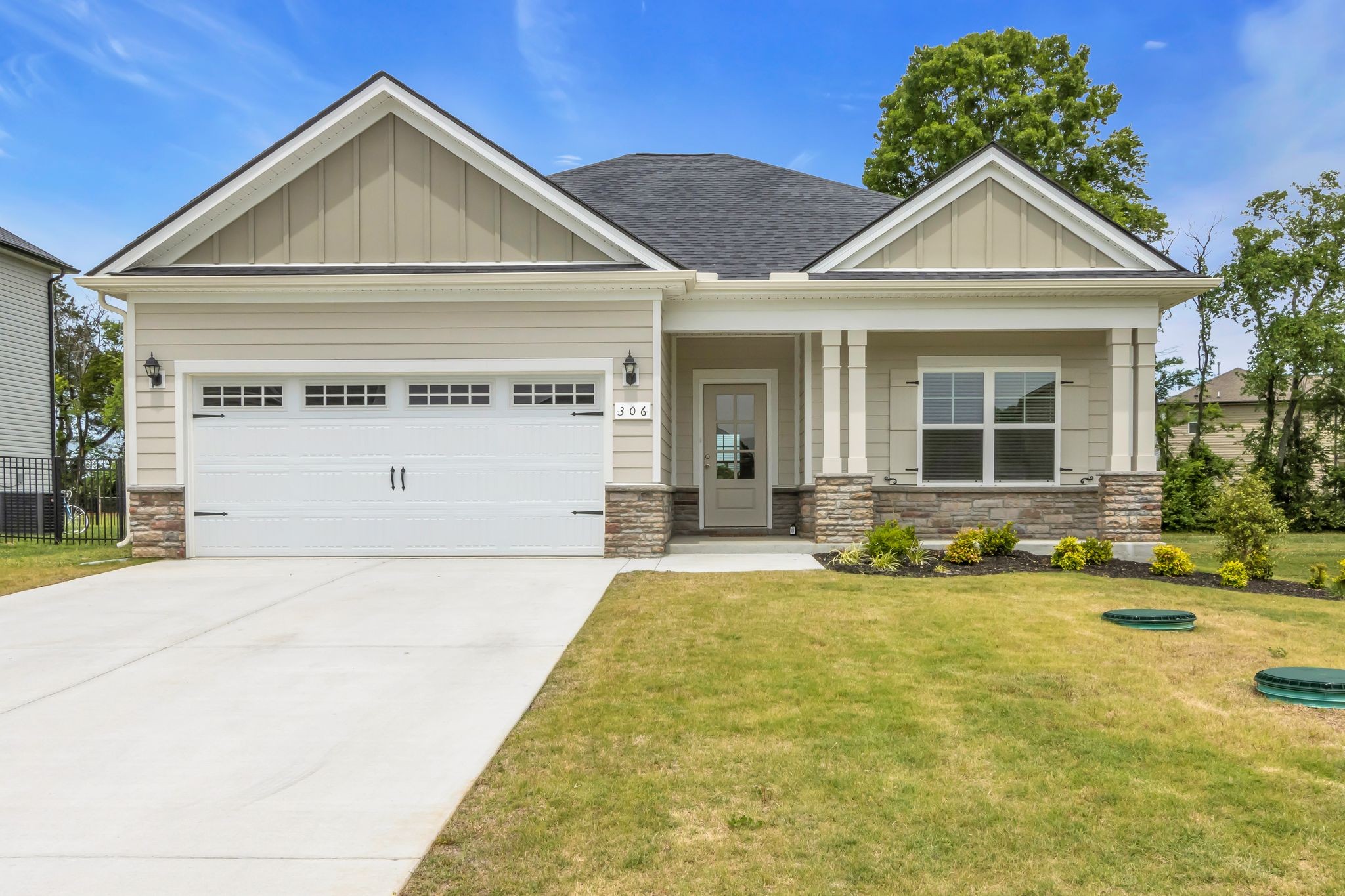 306 Neartop Ln