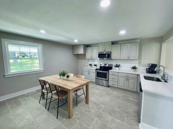 108 Jennings Dr