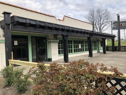 1132 Murfreesboro Pike Nashville TN 37217