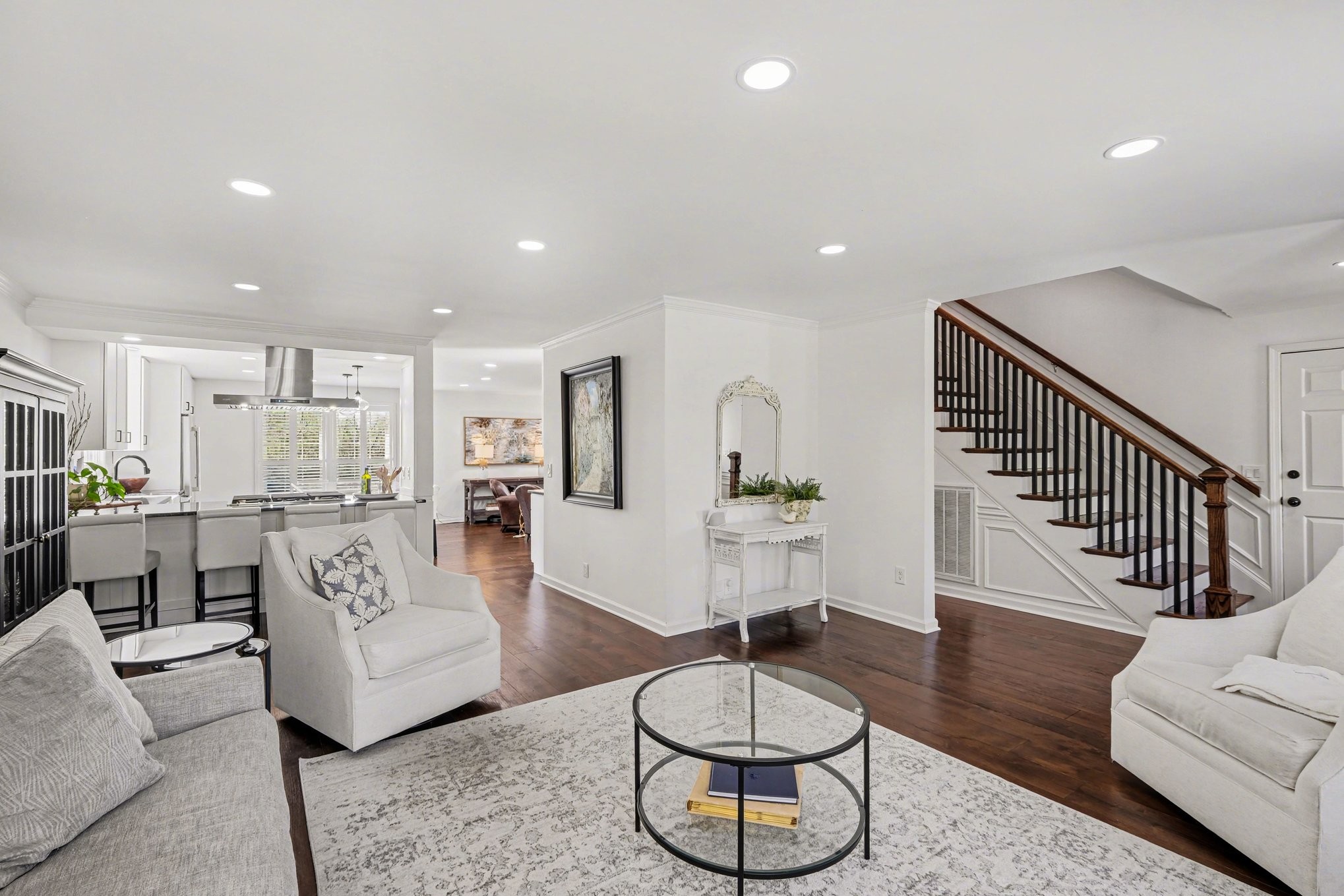 1622 Crystal Lake Dr