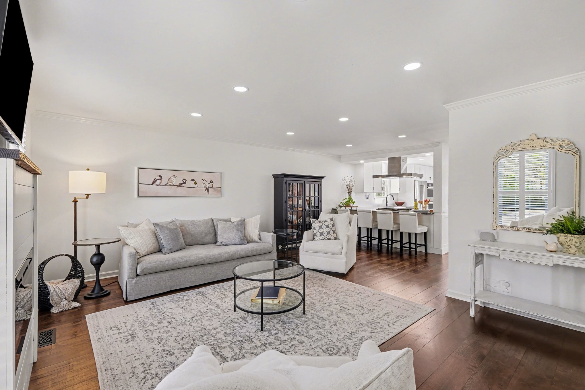 1622 Crystal Lake Dr