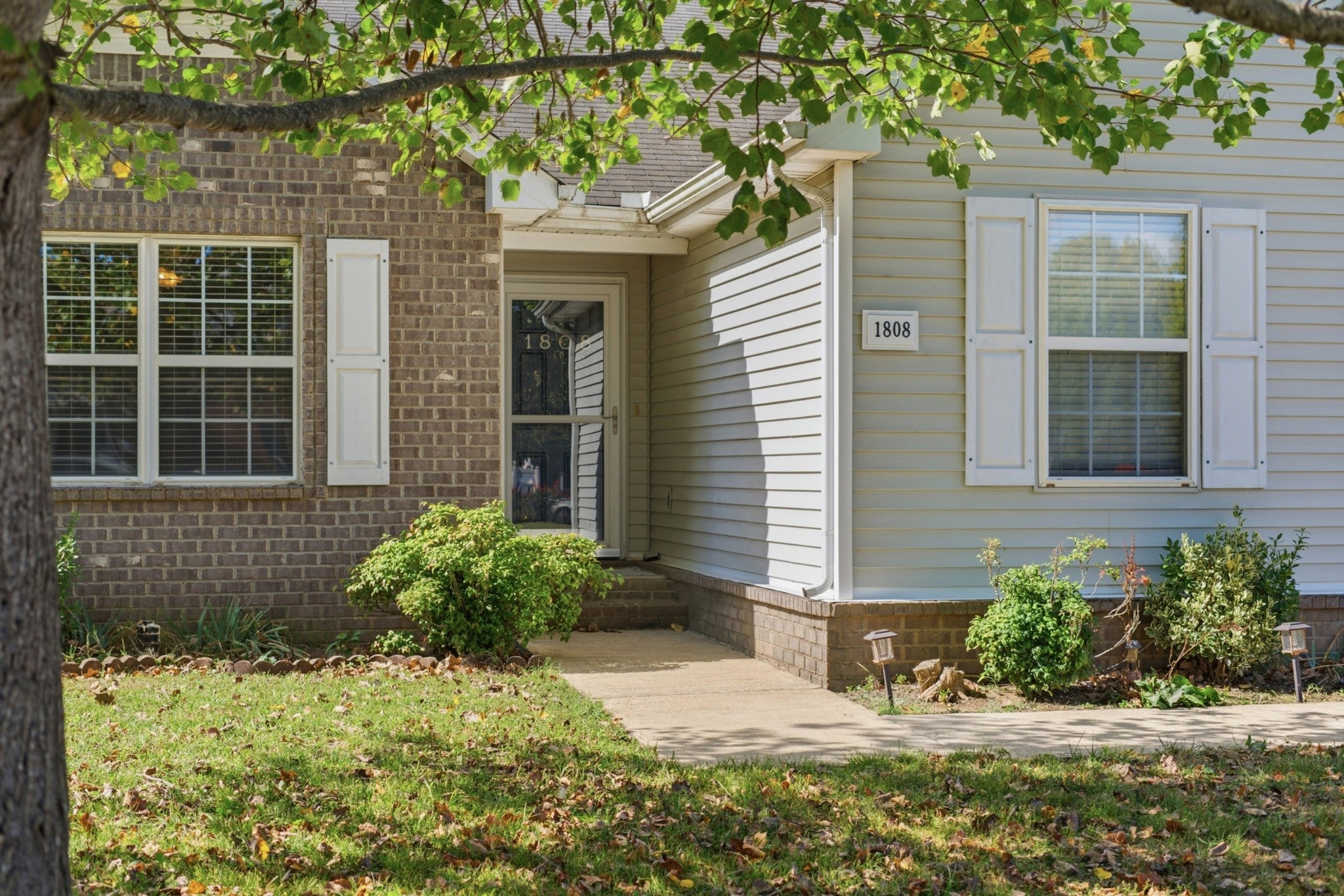 1808 Saint Andrews Dr