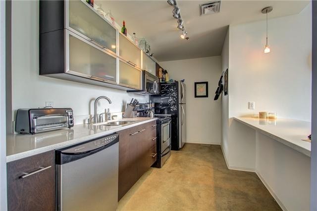 2115 Yeaman Pl 424