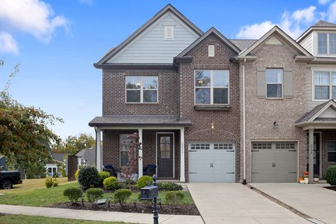 2564 Wellesley Square Dr Thompsons Station TN 37179