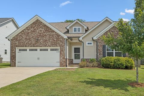 405 Barbaro Ct Burns TN 37029