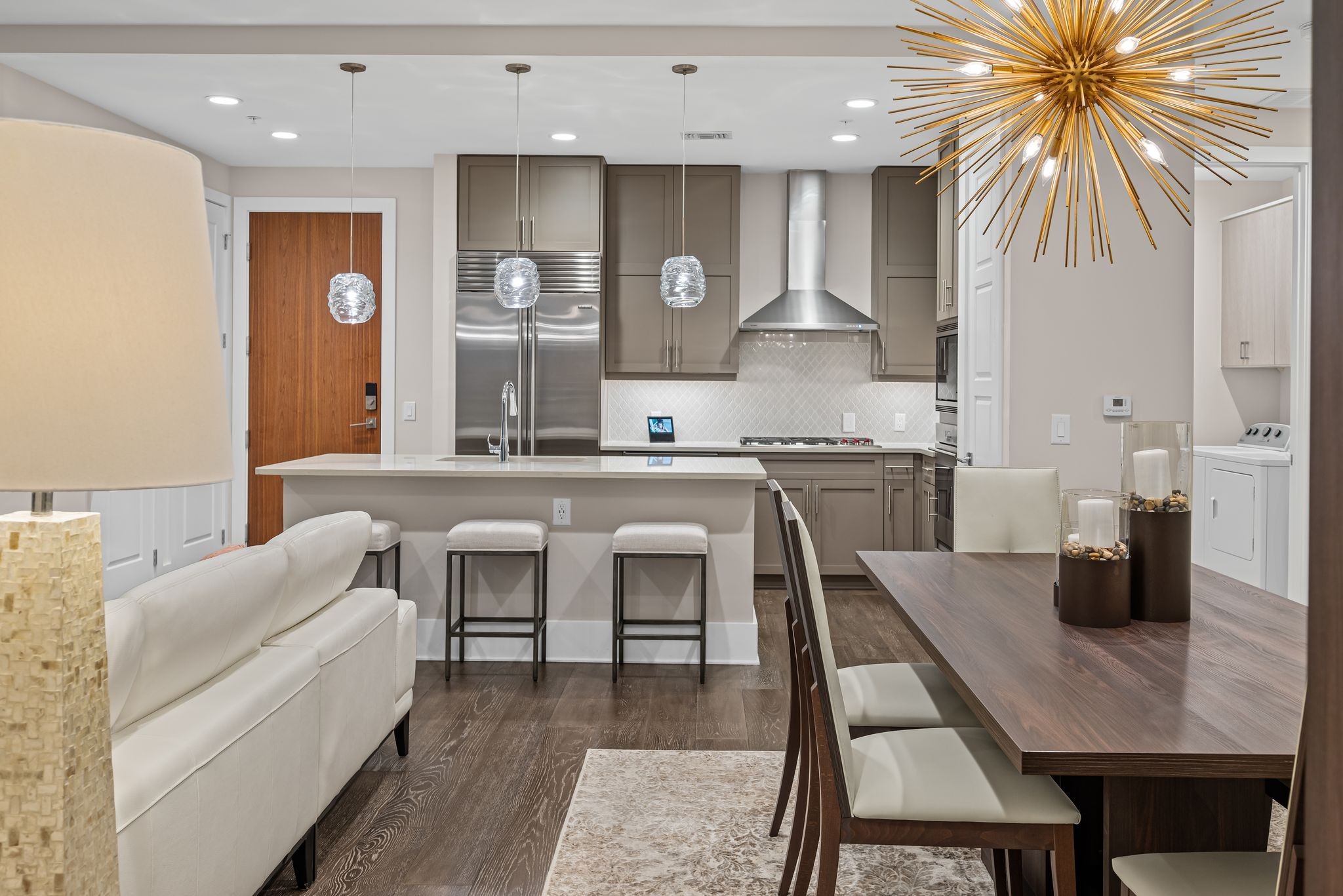 20 Rutledge St 606