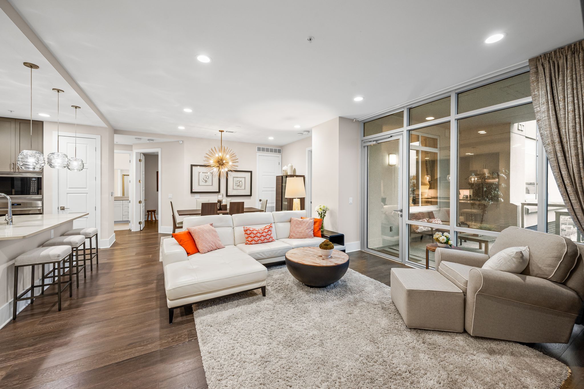 20 Rutledge St 606