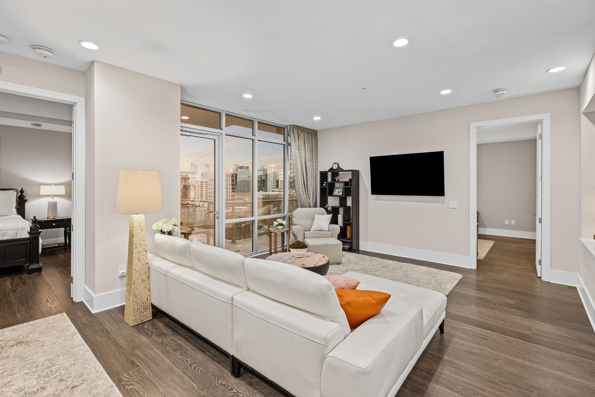 20 Rutledge St 606
