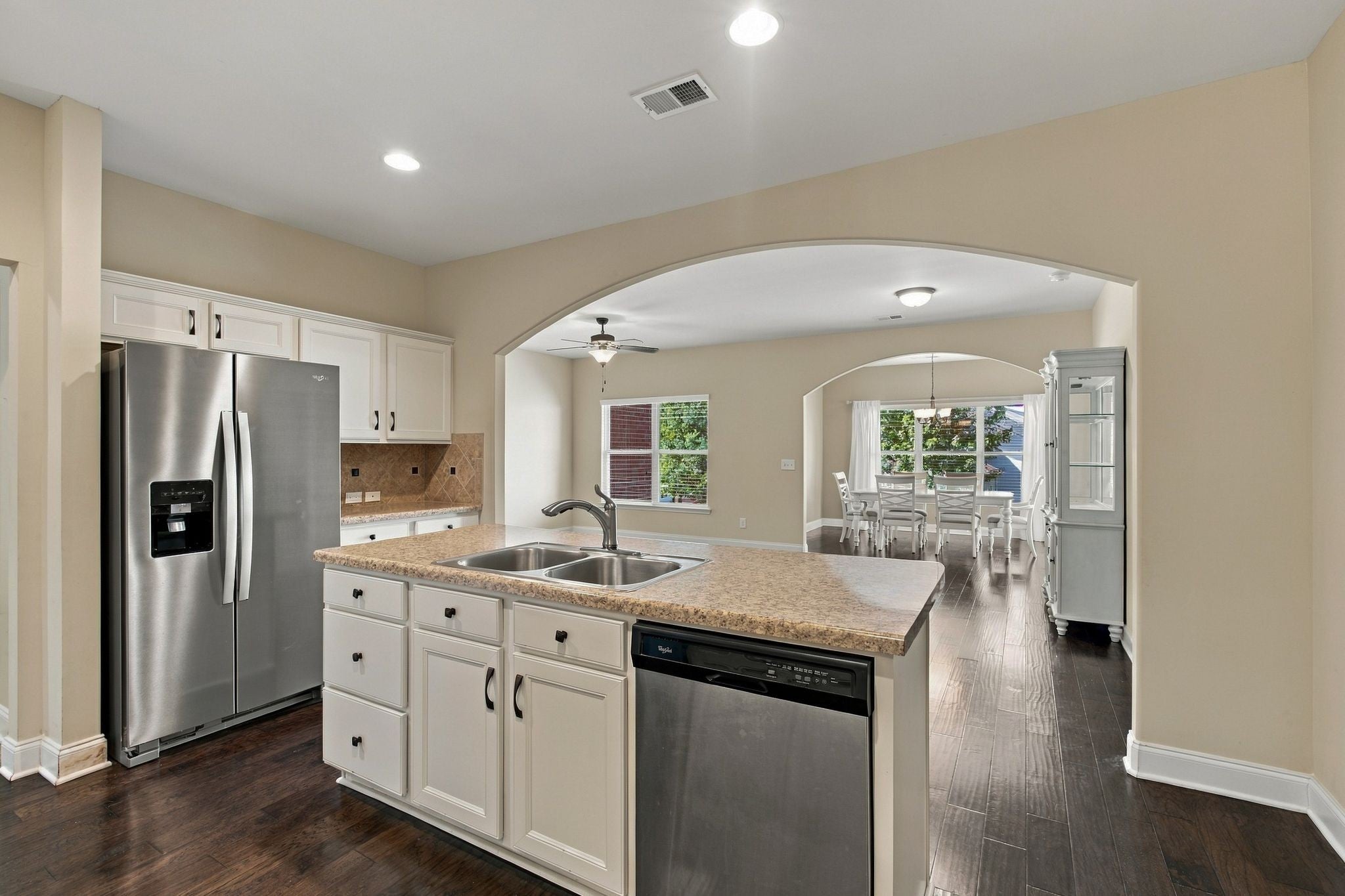 427 Stonegate Dr