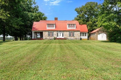 3600 Nashville Hwy Lewisburg TN 37091