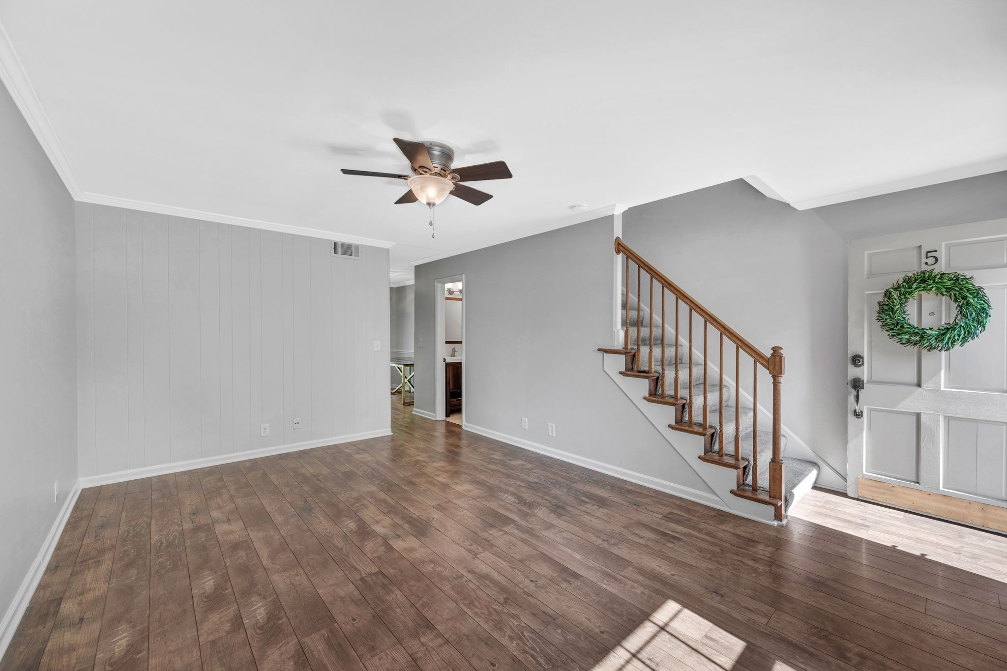 1100 W Main St F5