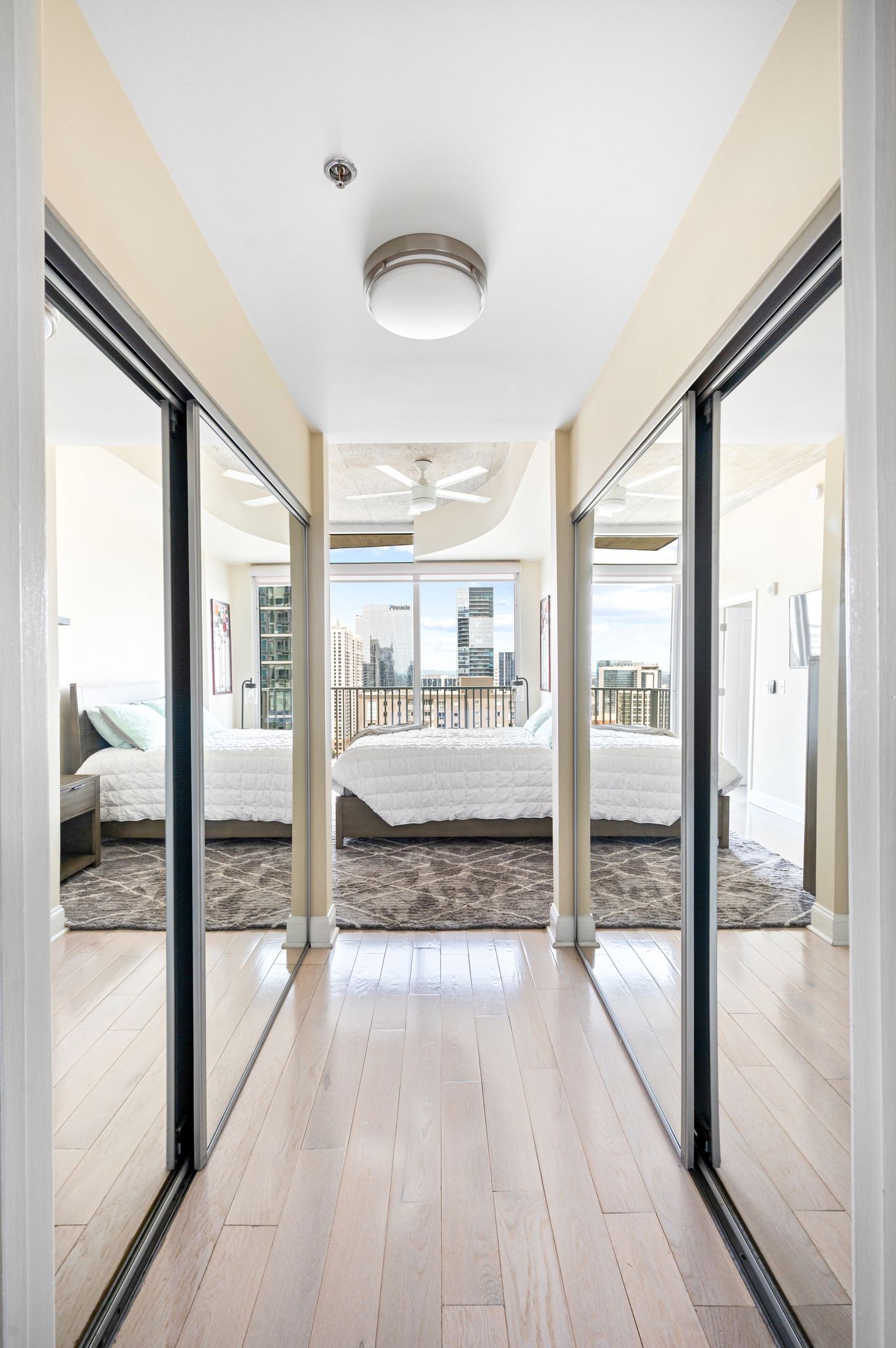 Nashville, Tennessee 37219, United States, 2 Bedrooms Bedrooms, ,2 BathroomsBathrooms,Residential,Active,143266