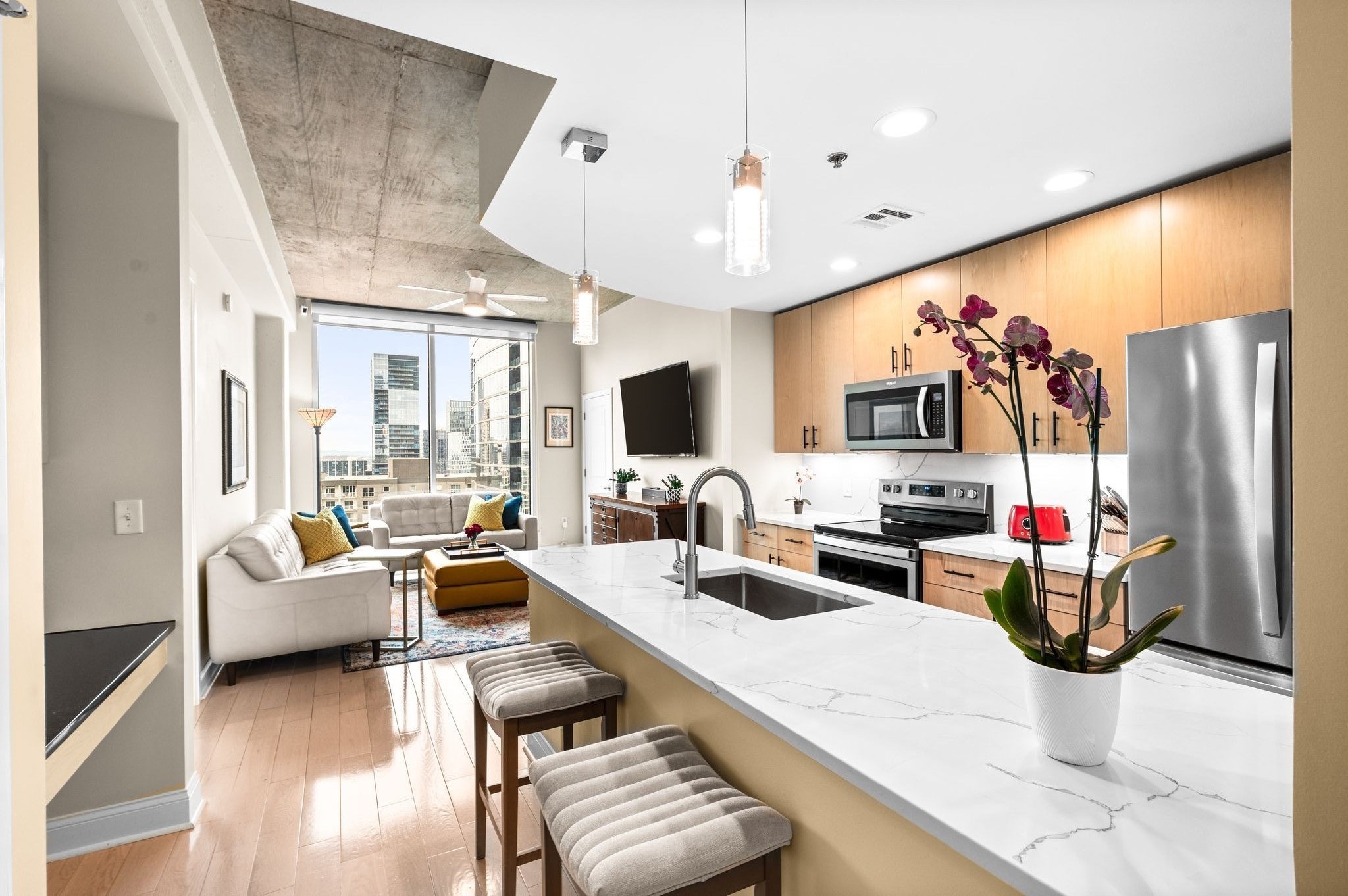 415 Church St 2212