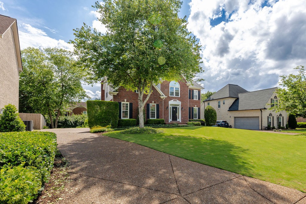 517 Ridgestone Dr