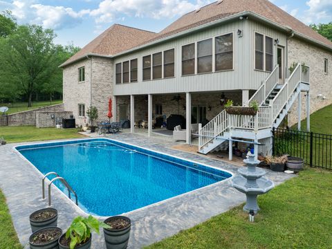 575 Homestead Ln Henderson TN 38340