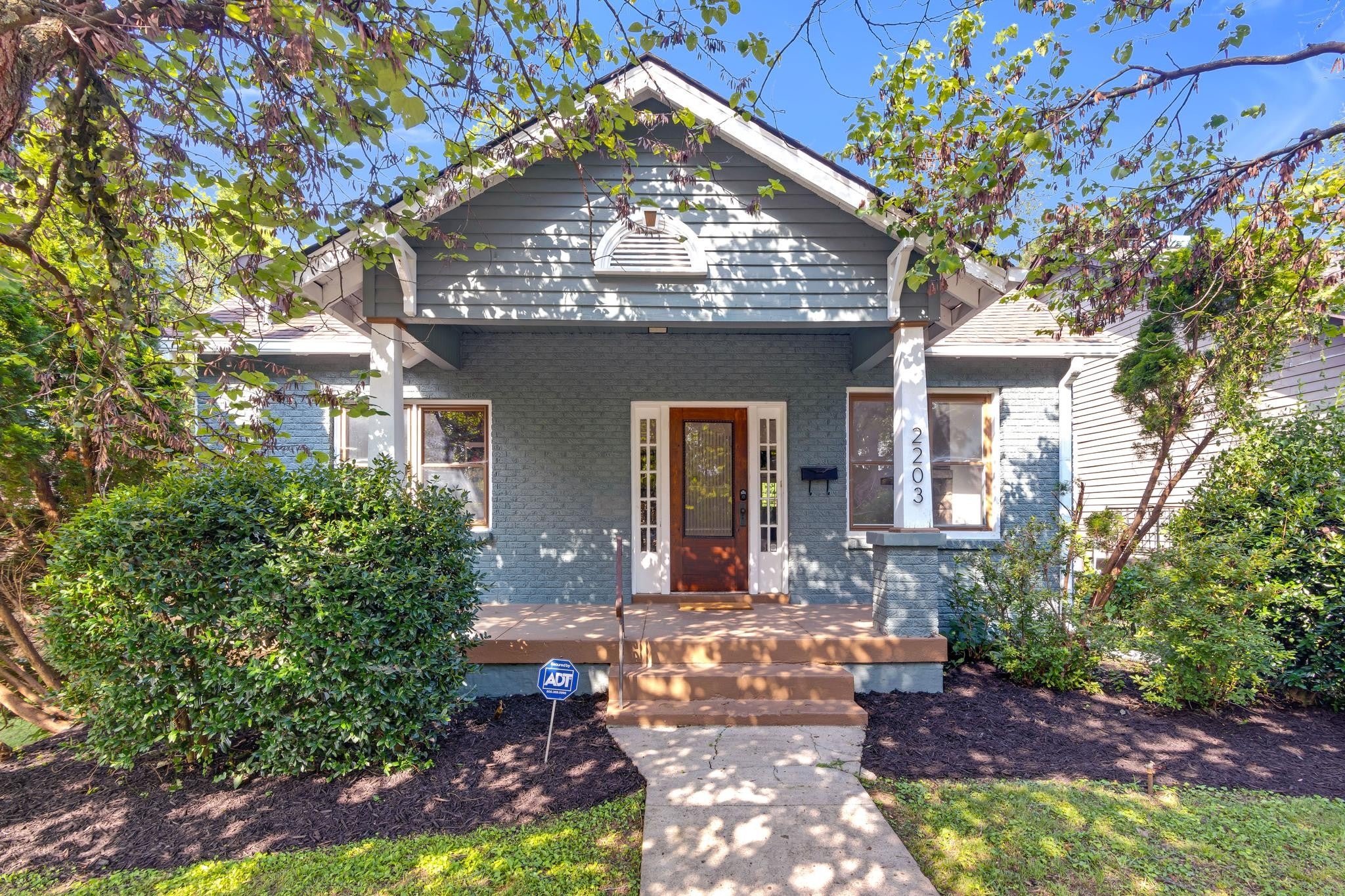 4-bed listing at 2203 Lindell Ave, Nashville