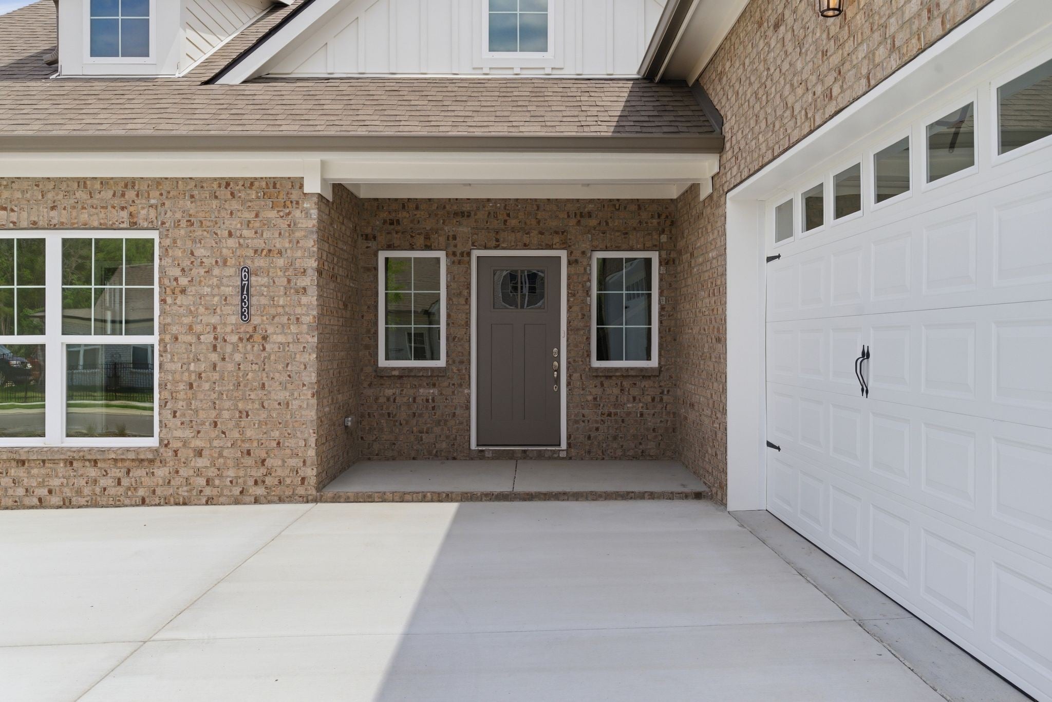 6733 Bonnafair Dr, Hermitage TN 37076 3-bed home, photo 4 of 58