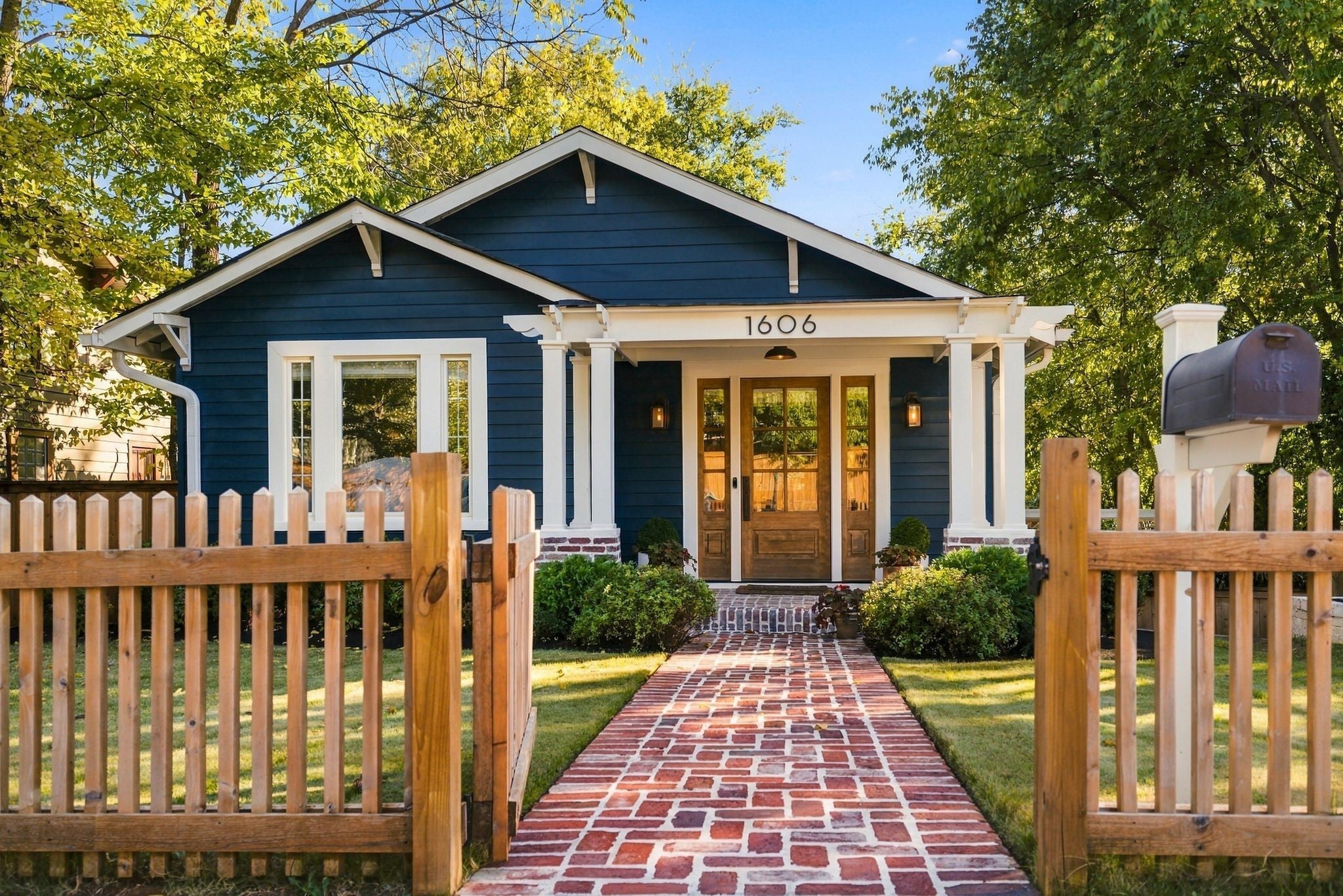 4-bed listing at 1606 Ordway Pl, Nashville
