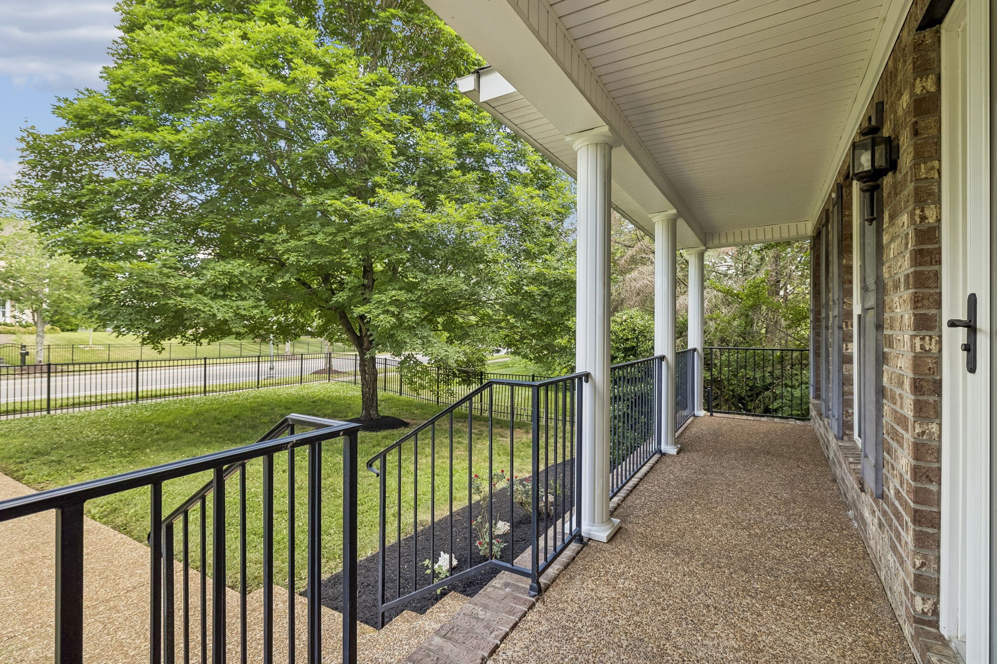 1023 Market St, Franklin TN 37067 4-bed home, photo 9 of 30