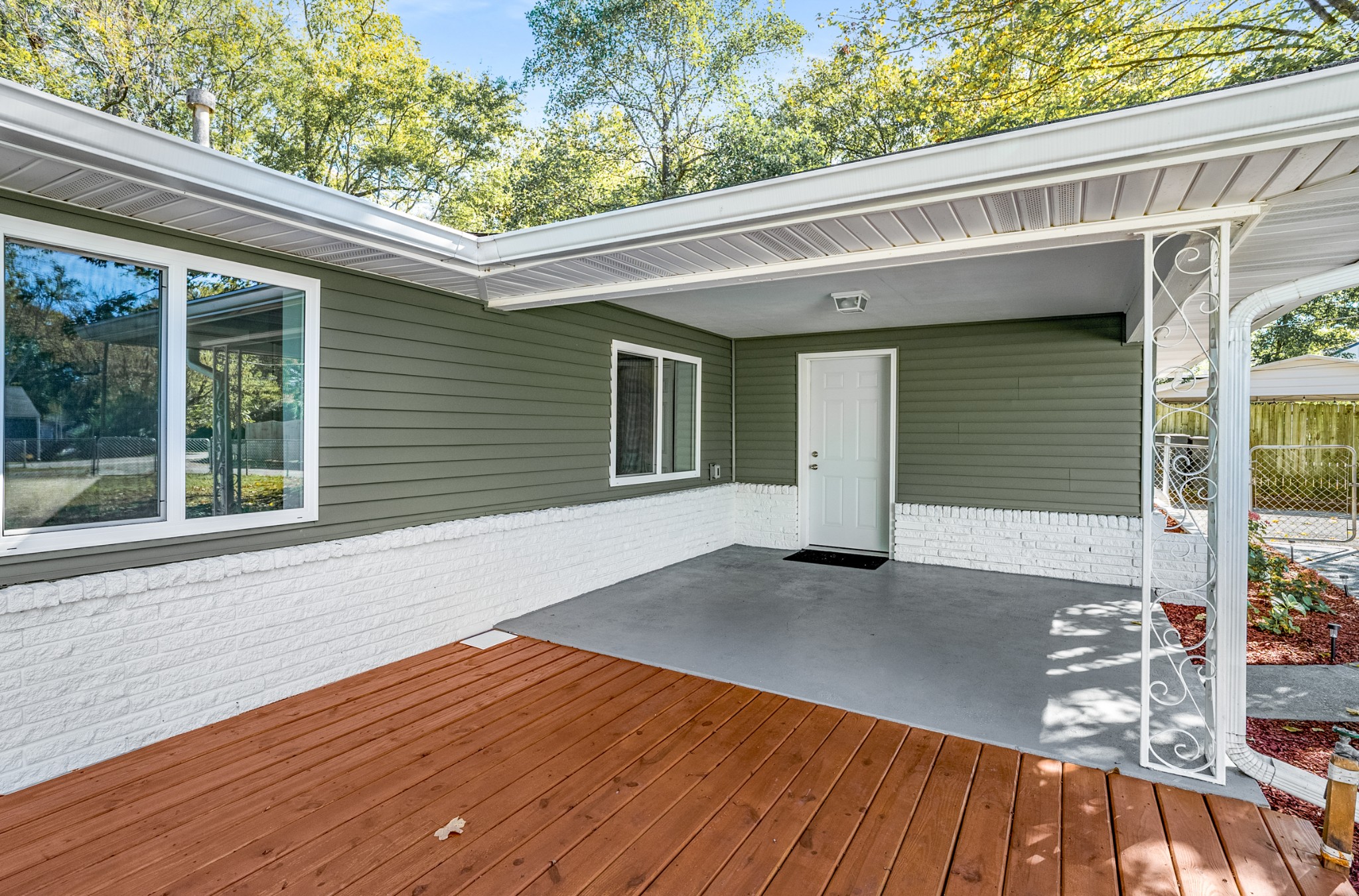 2101 Jones Cir