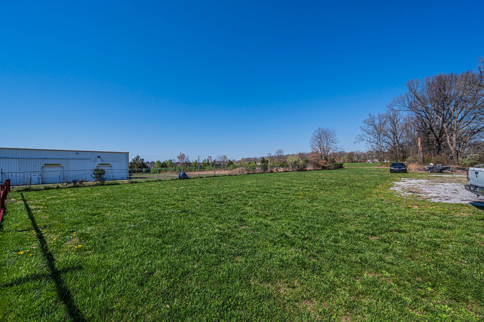 2201 W Everly Brothers Blvd