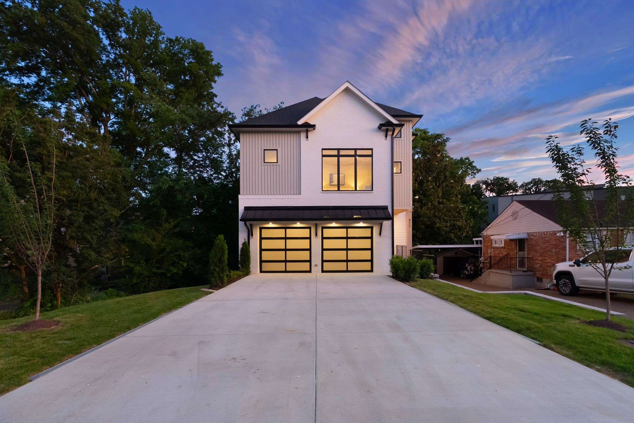 411 Acklen Park Dr