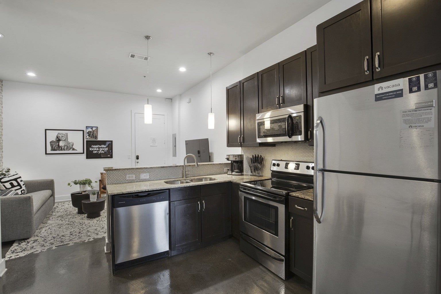 210 30th Ave N 202